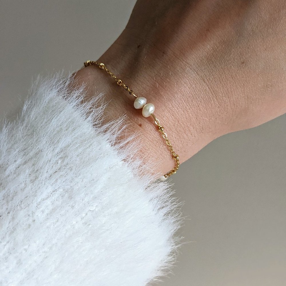 Esme Pearl + Satellite Chain Bracelet